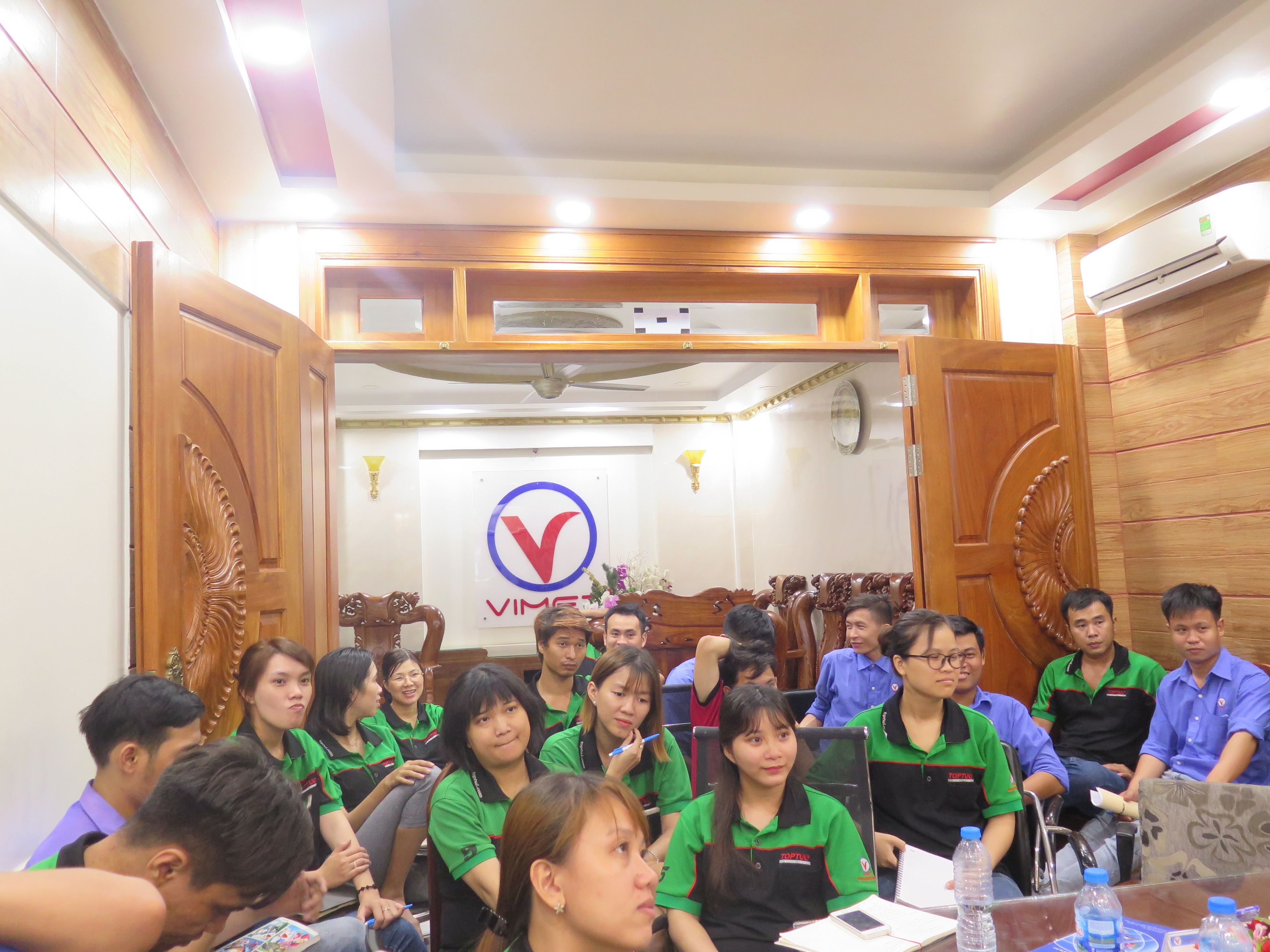 Vimet triển khai chương trình thương hiệu vàng và Thu nhập vàng tháng 5